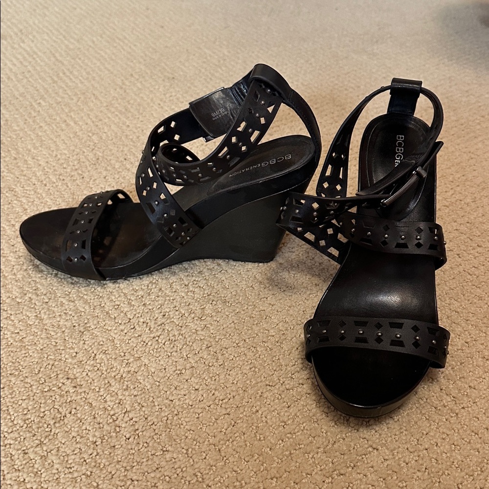 BCBGeneration Bowler Lazer Cut Black Strappy Wedges Size 9